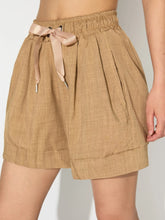 Straight Ribbon Shorts