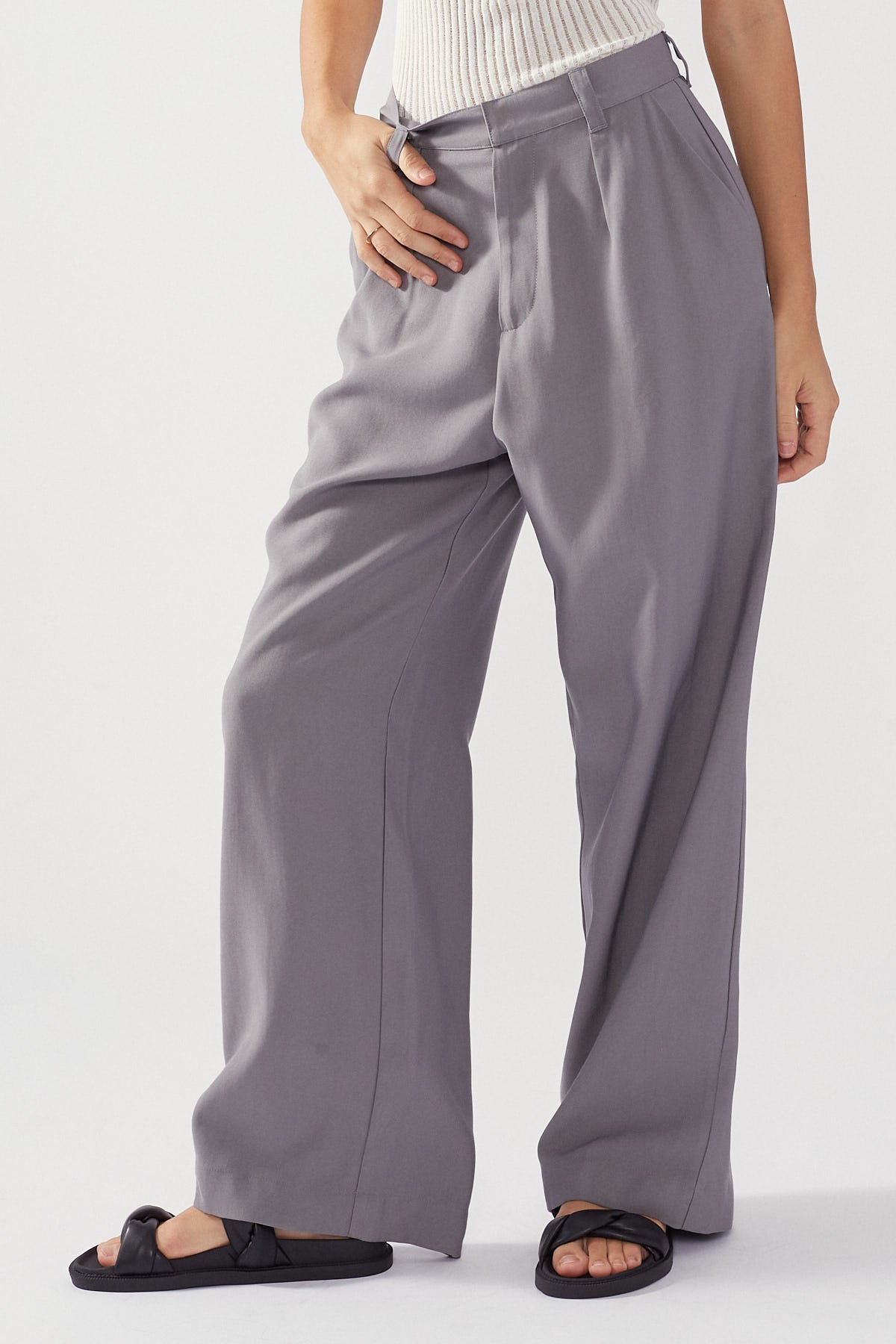 Charcoal Tailored Wide-Leg Petite Pants