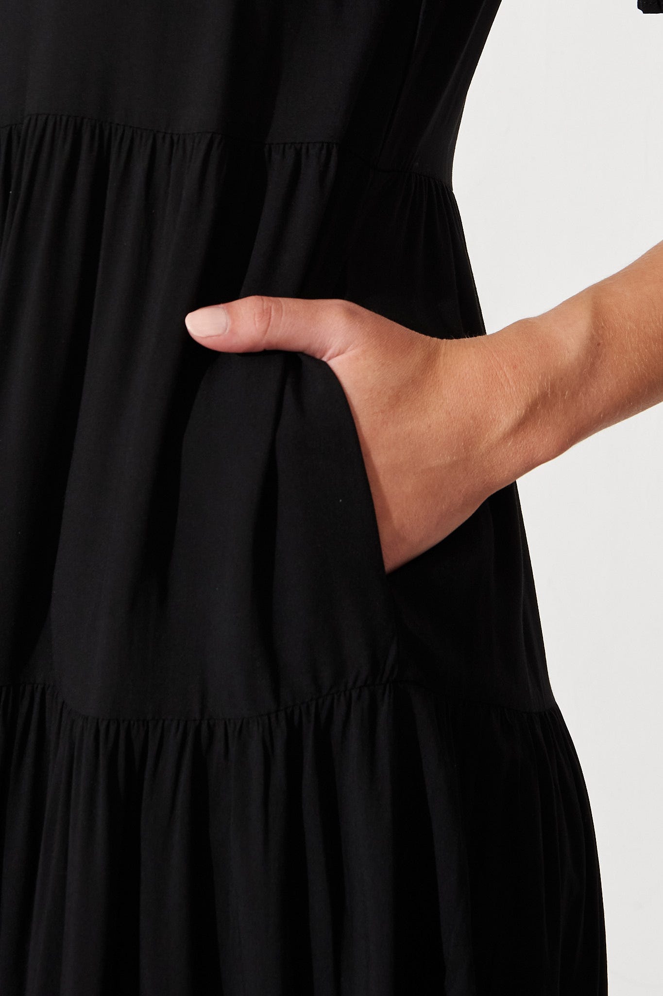Black Midi Smock Dress - Nevi