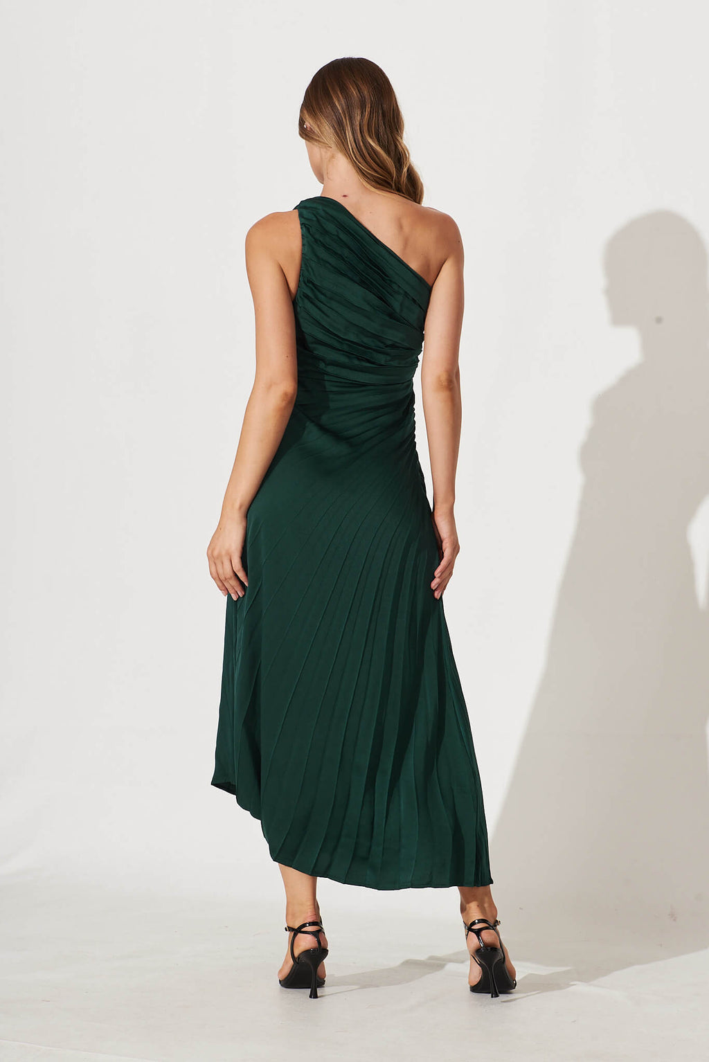 Emerald One-Shoulder Maxi Dress