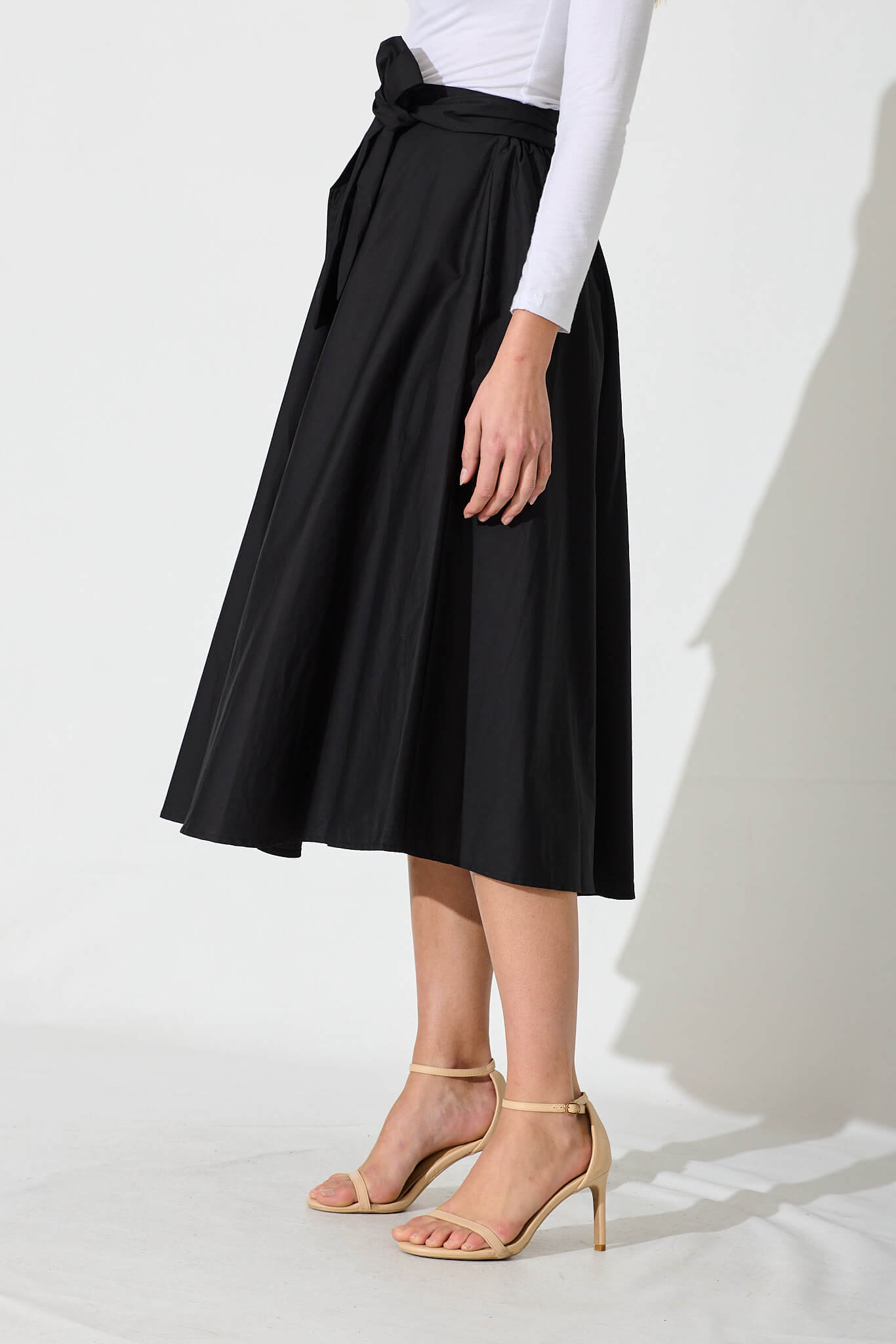 Chic Black Cotton Ivy Midi Skirt