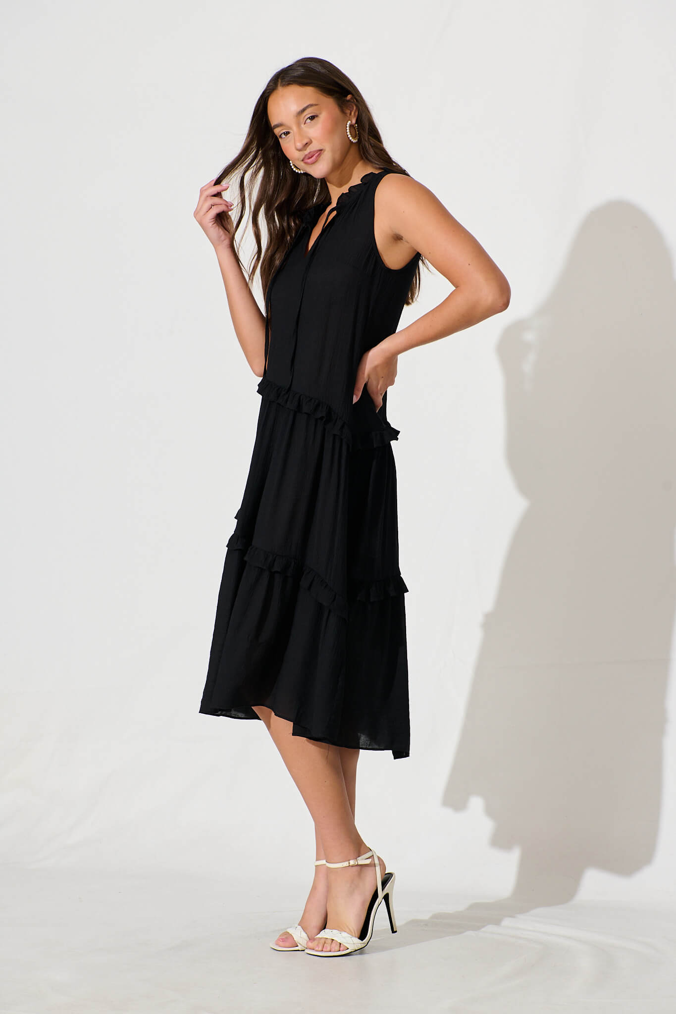 Black Yelena Knee-Length Dress