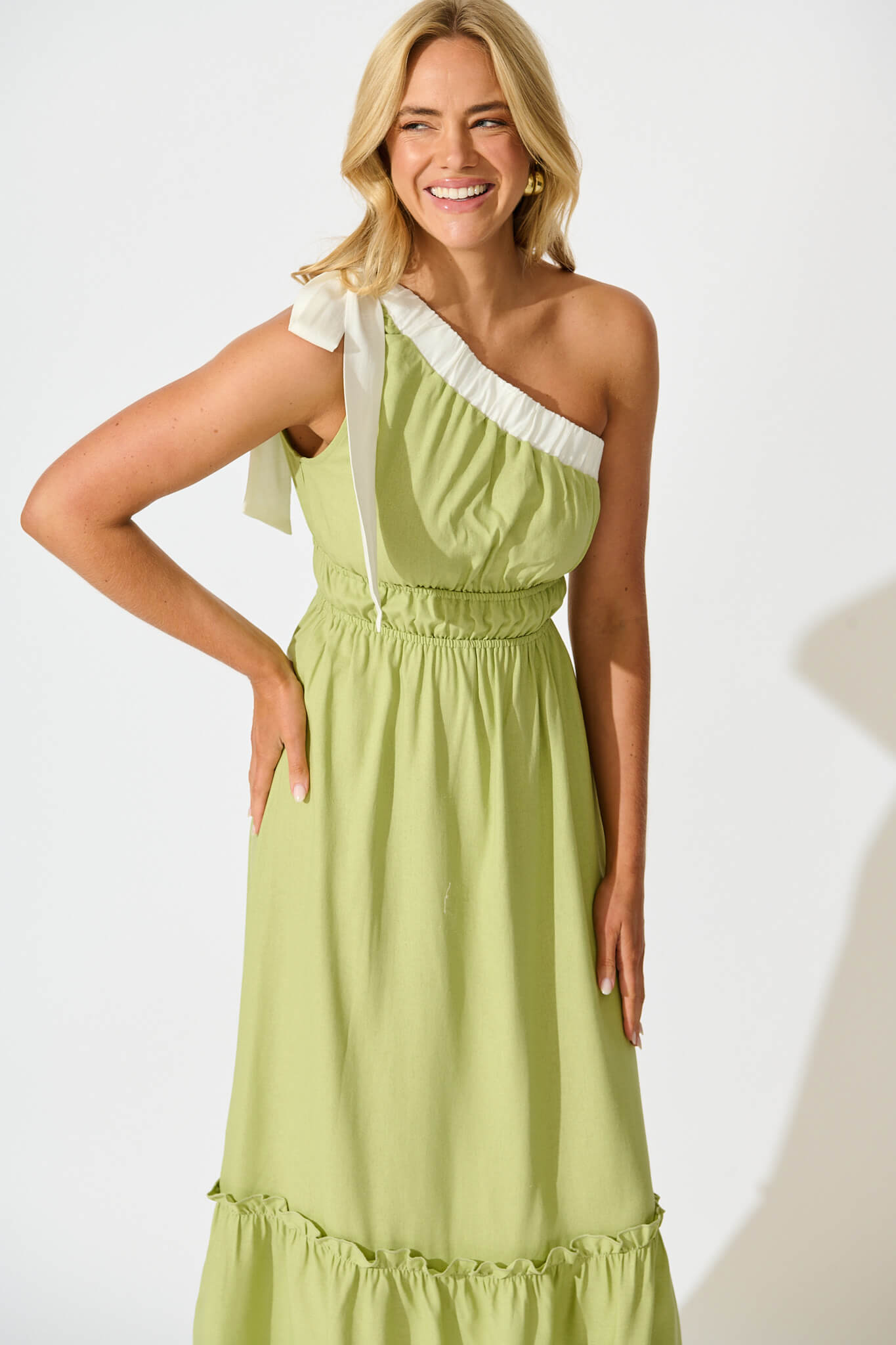 Green One Shoulder Maxi Dress with Stylish Trim