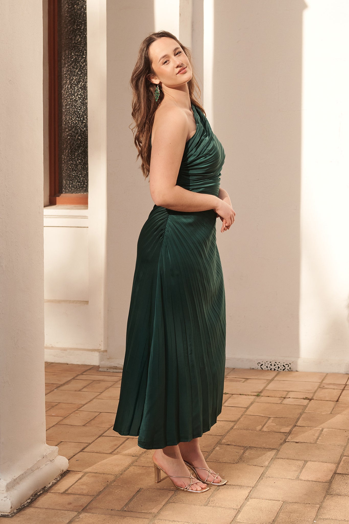 Emerald One-Shoulder Maxi Dress