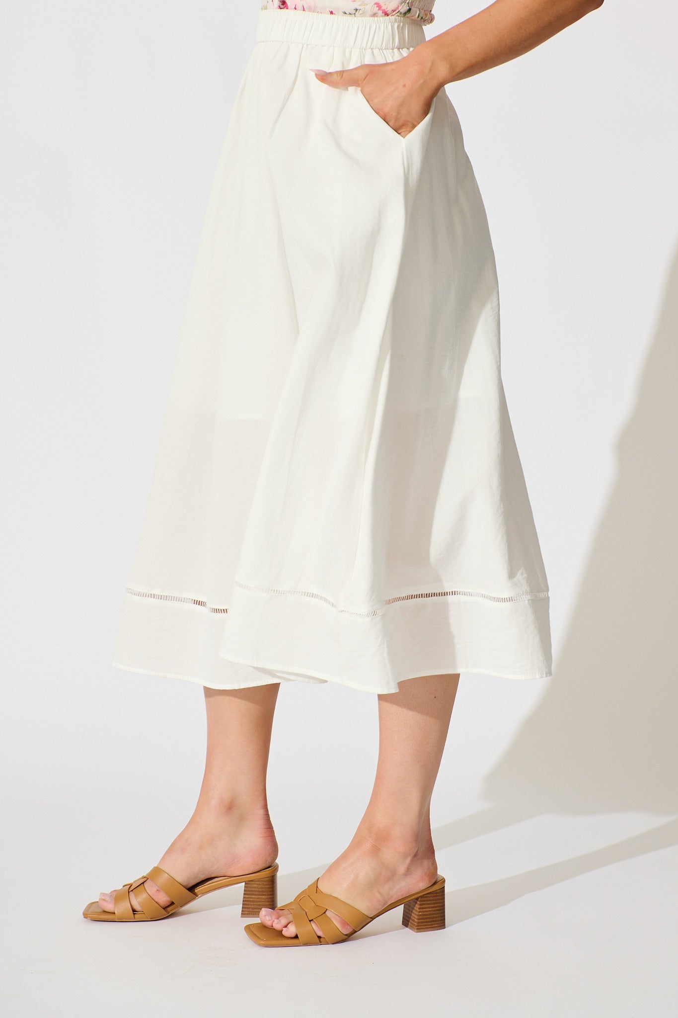 Chic White Linen Midi Skirt