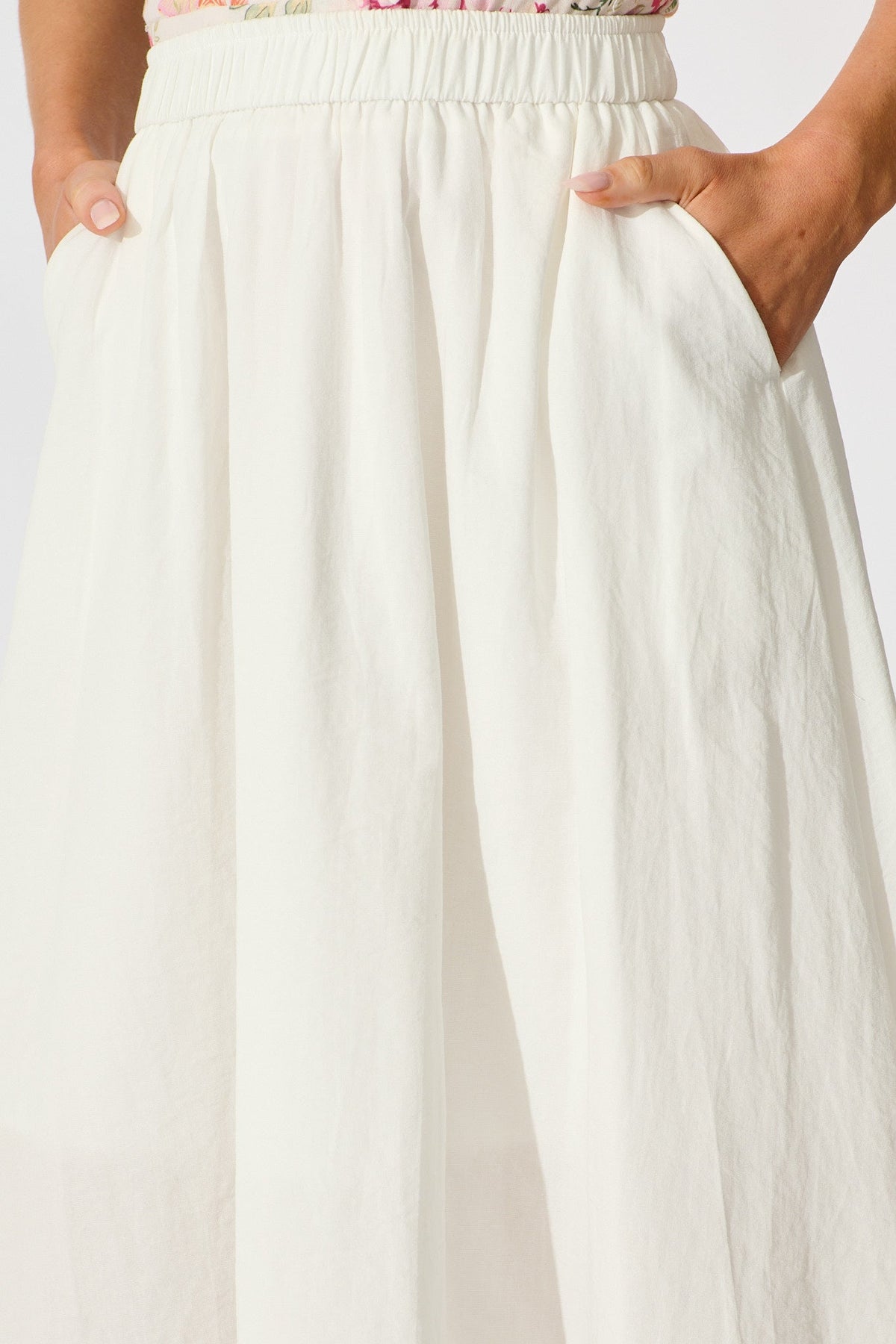 Chic White Linen Midi Skirt