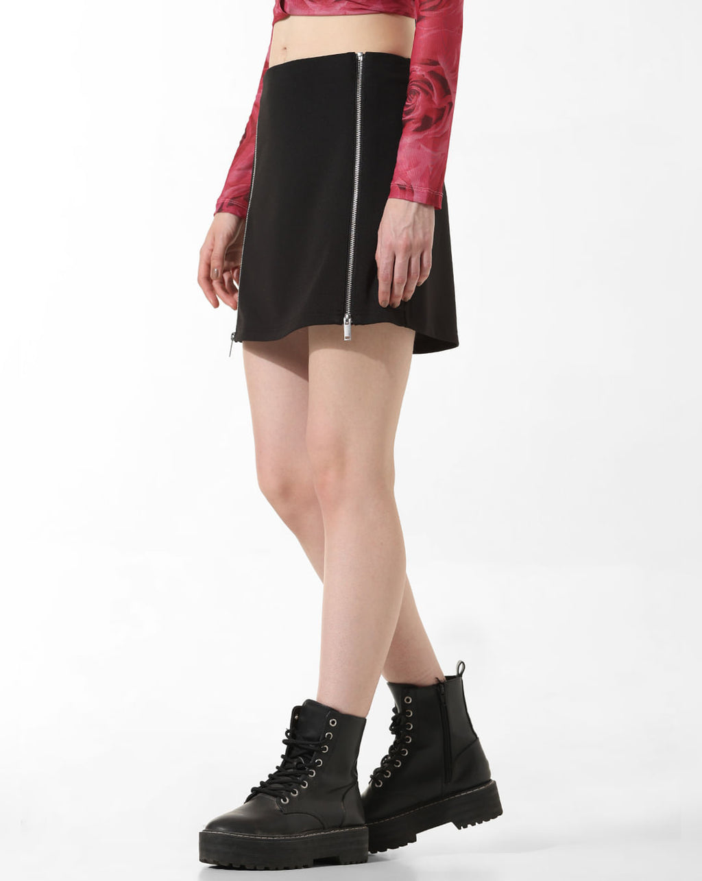 Stylish Black Zip Detail Skirt