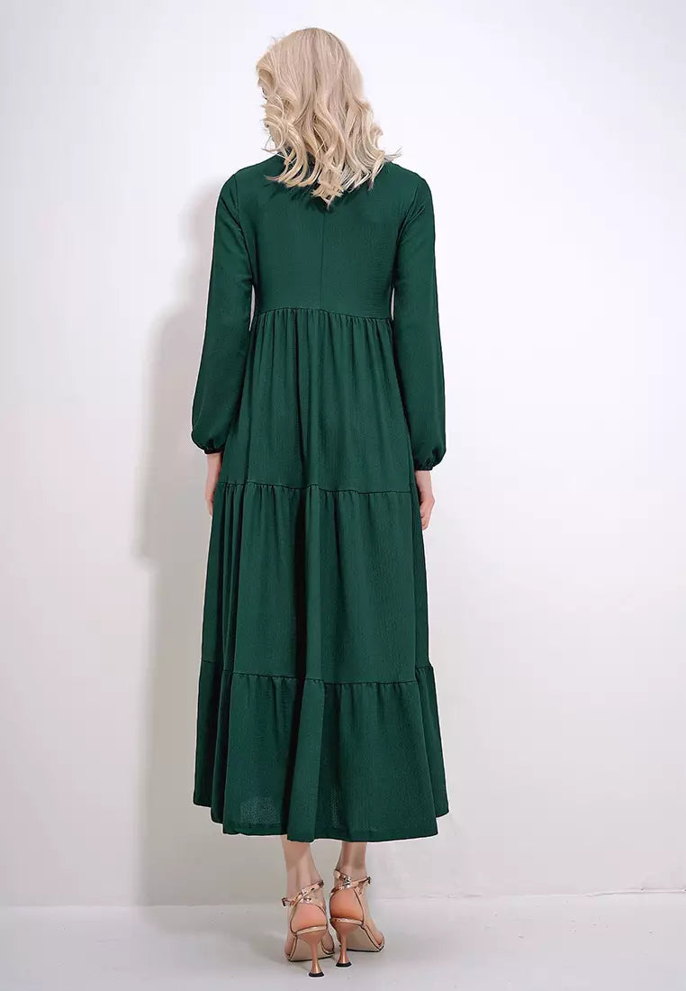 Flounce Hem Crinkle Maxi Dress